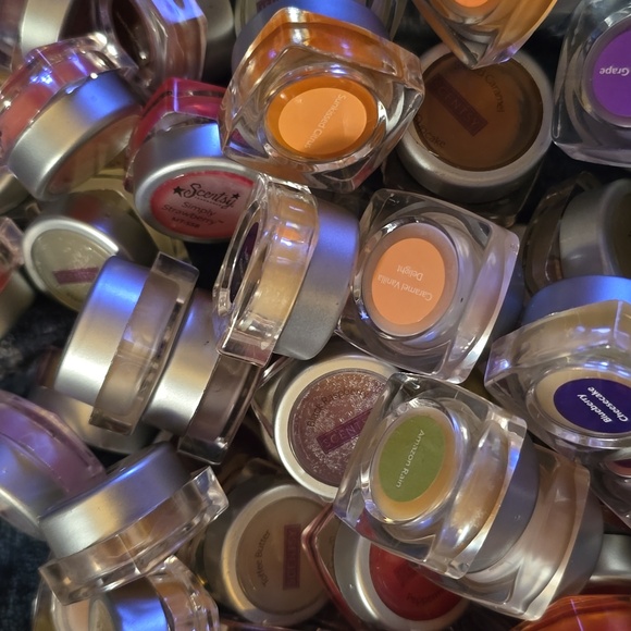 Scentsy Other - Scentsy Assorted Scentsy Samples!